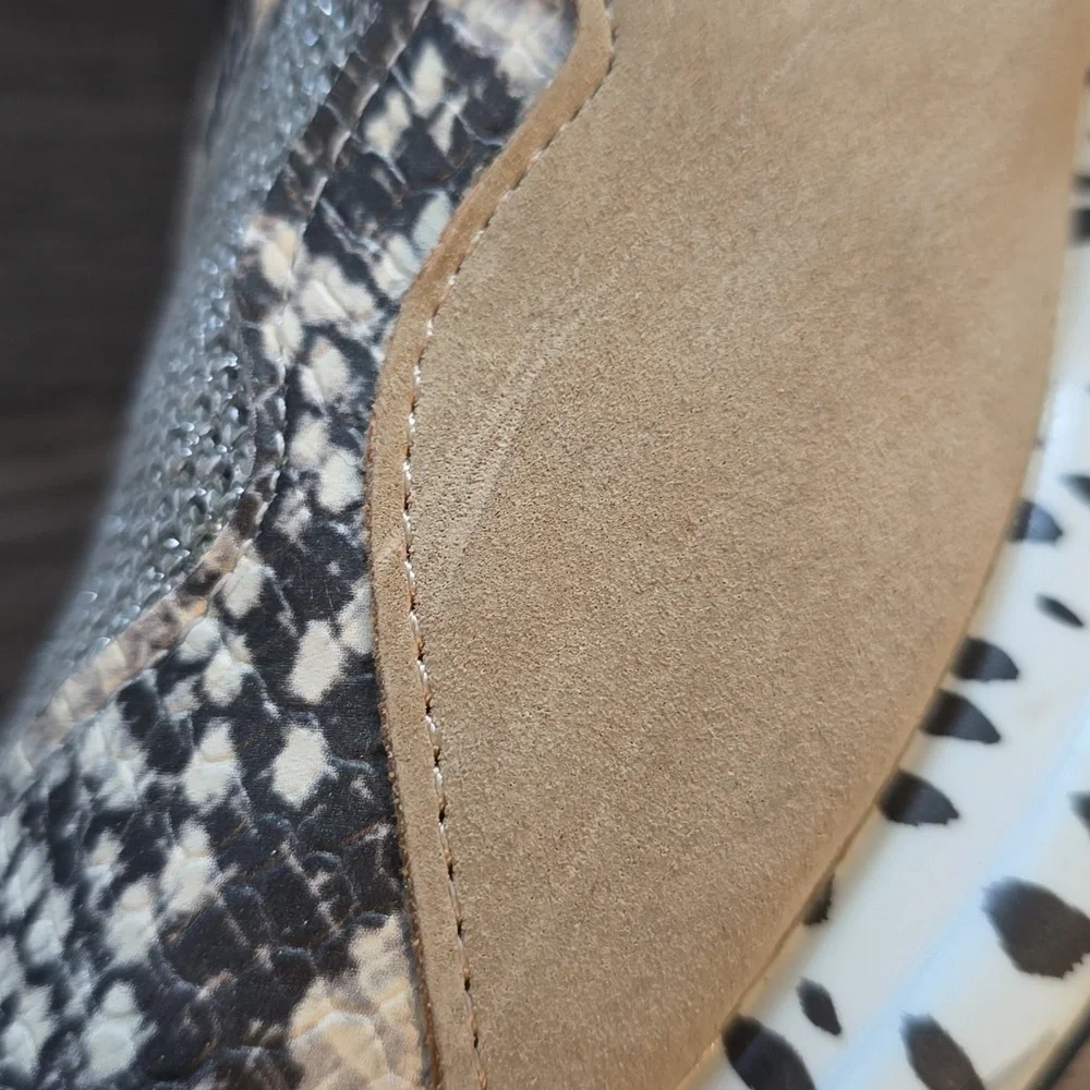 Steve Madden barely used